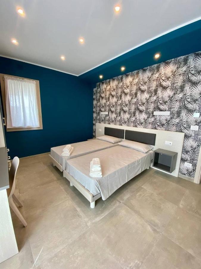 Floridida Rooms & Breakfast Marina dʼMarina dʼAndora Екстериор снимка