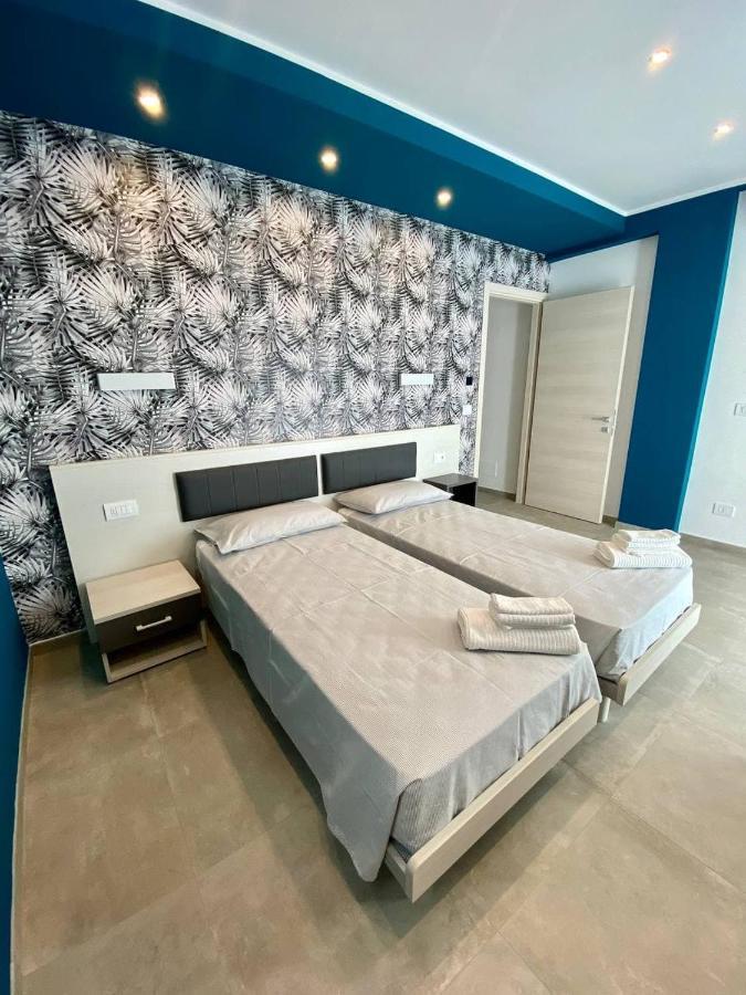 Floridida Rooms & Breakfast Marina dʼMarina dʼAndora Екстериор снимка